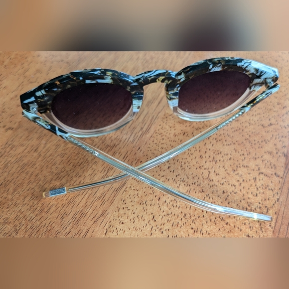 KREWE sunglasses - Picture 3 of 5